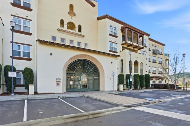 800 S Abel St 100, MILPITAS