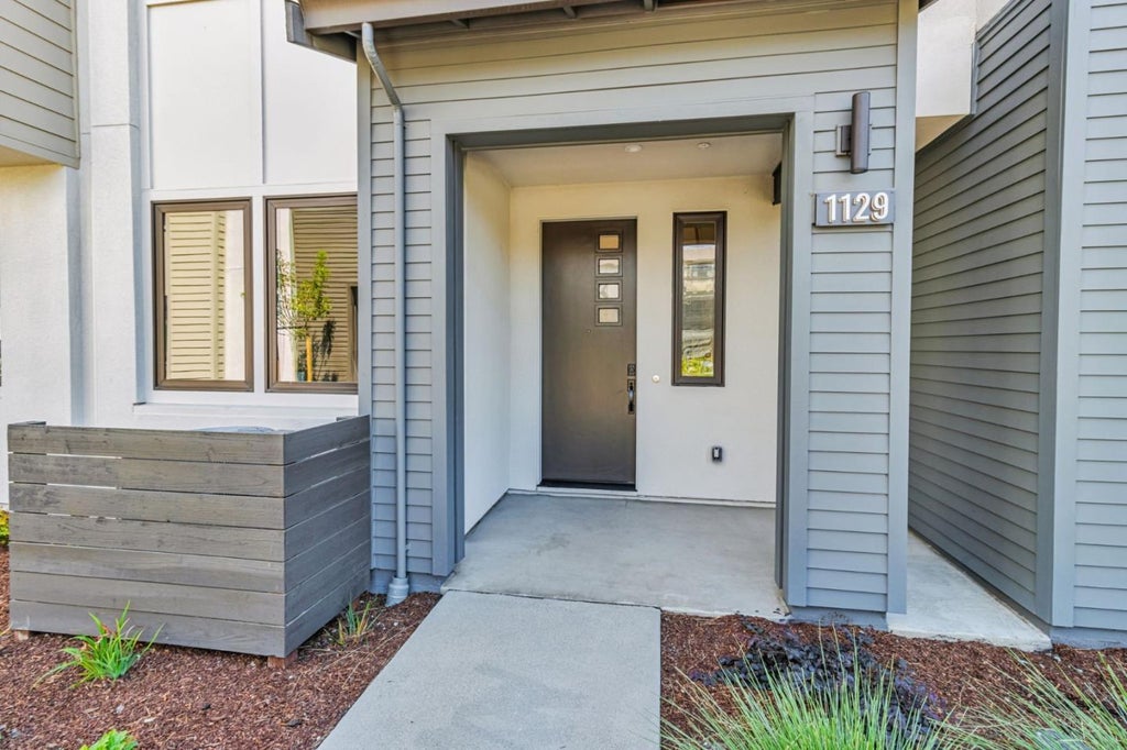 1109 Juana Court, PALO ALTO