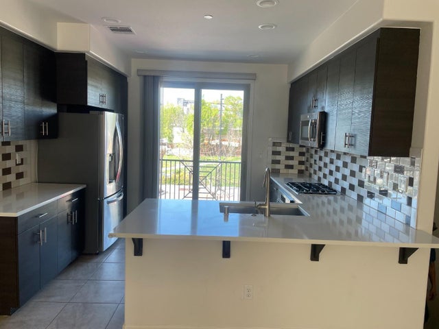 388 Expedition Ln, MILPITAS