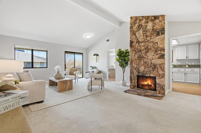 18935 Sara Park Cir, SARATOGA