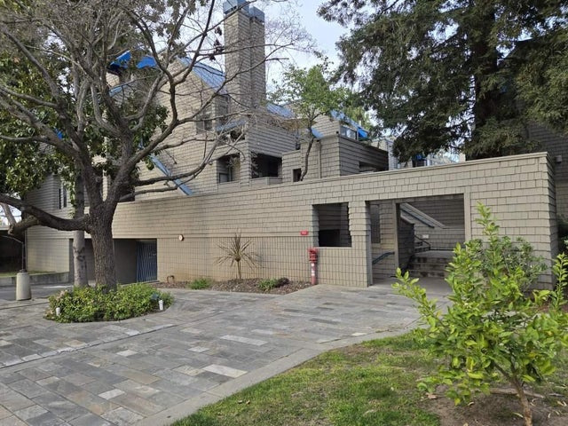 1031 Foxchase Dr, San Jose