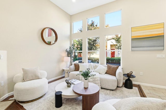 89 Esfahan Dr, San Jose