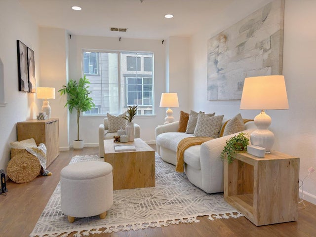 238 Peppermint Tree Ter 5, Sunnyvale