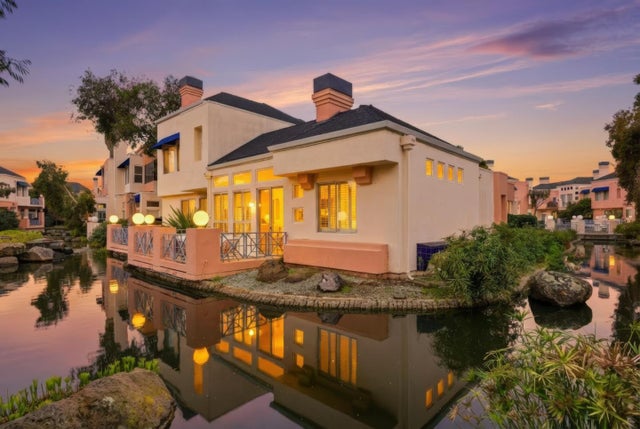 852 Lakeshore Dr, REDWOOD CITY