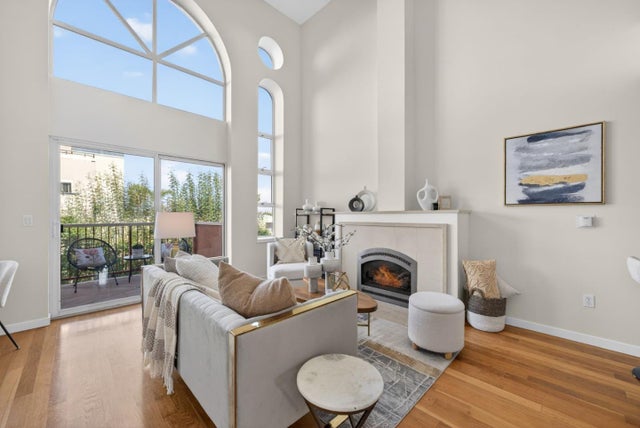 350 N 2nd St 323, San Jose