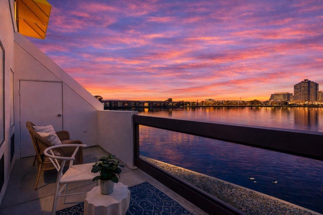 614 Portofino Ln, Foster City