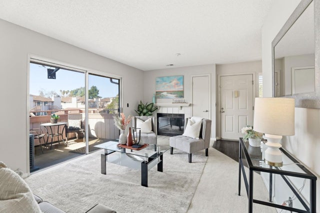 25163 Copa Del Oro Dr 202, HAYWARD