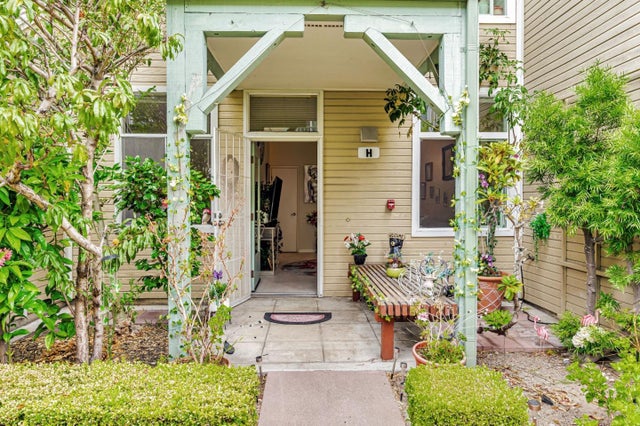 101 Blossom Cir H, San Mateo