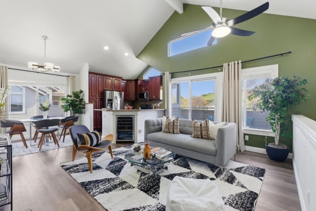 301 Boatswain Ct, Hercules