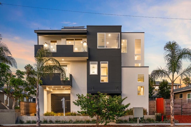 508 N Tremont St A, OCEANSIDE