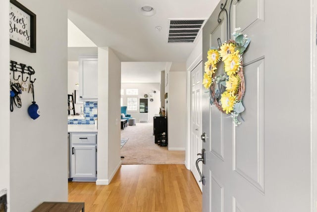 633 Swallowtail Ct, Brisbane