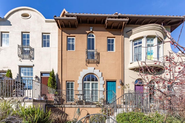 484 Gabilan St, Los Altos