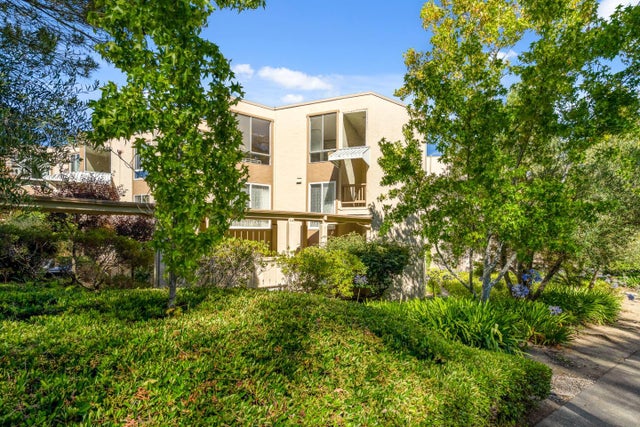 320 Vallejo Dr 40, Millbrae