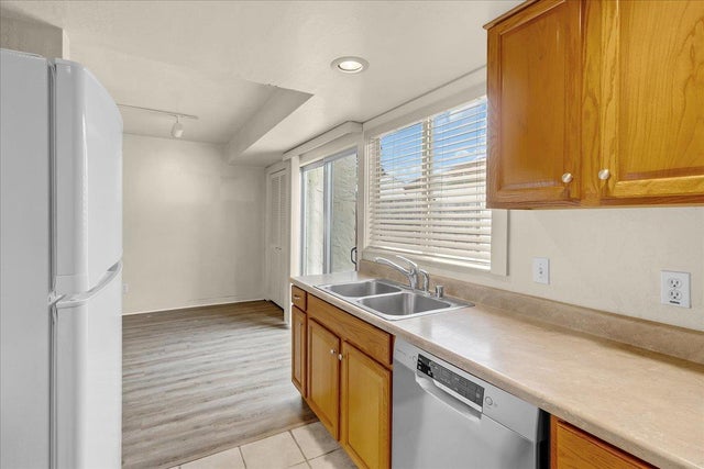 3137 Seacrest Ave 17, MARINA