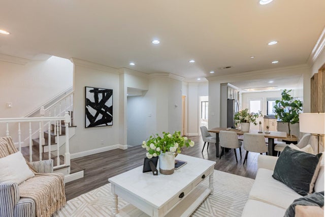 955 La Mesa Ter H, SUNNYVALE