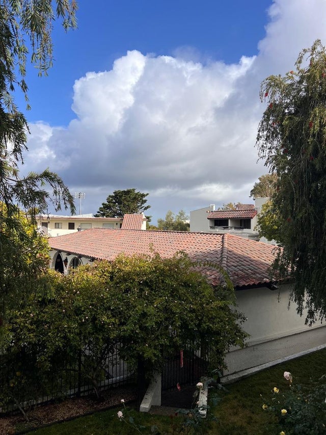 500 Glenwood Cir 322, Monterey