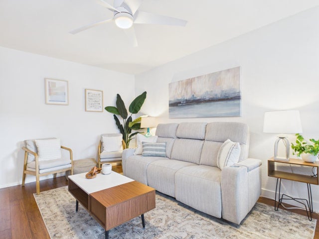 500 Glenwood 123, MONTEREY