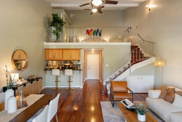 707 Fathom Dr 208, San Mateo