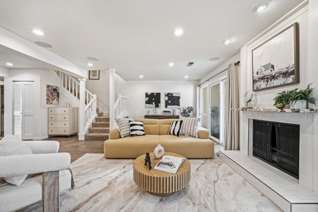 19124 Vineyard Ln, Saratoga