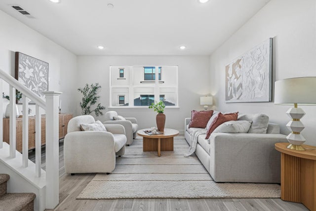 815 Santa Cecilia Ter, SUNNYVALE