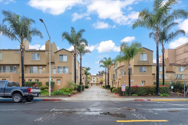 1690 Civic Center Dr 102, Santa Clara