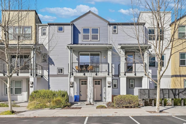 875 Cotati Ter 4, SUNNYVALE