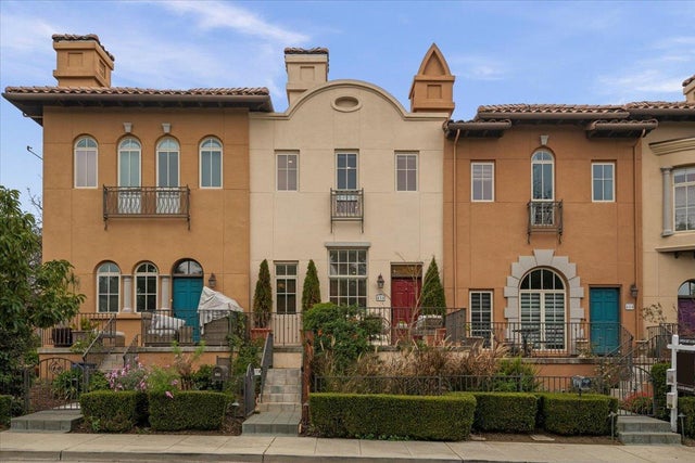 486 Gabilan St, Los Altos