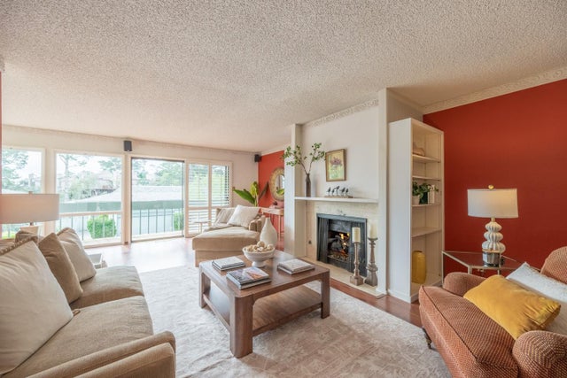 83 High Meadow Ln, CARMEL