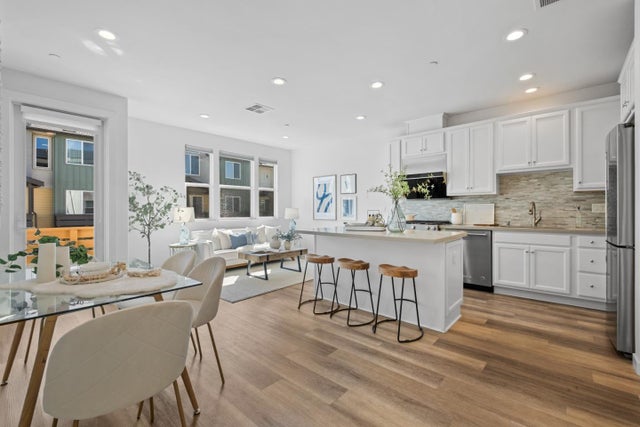 511 Sage Ct, Milpitas