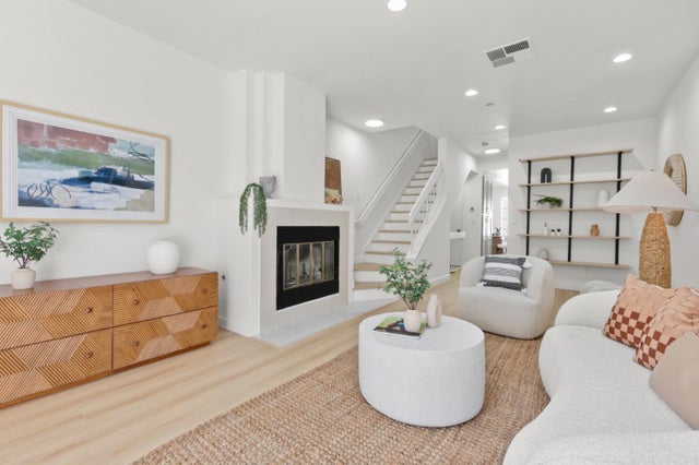 975 Belmont Ter 2, Sunnyvale