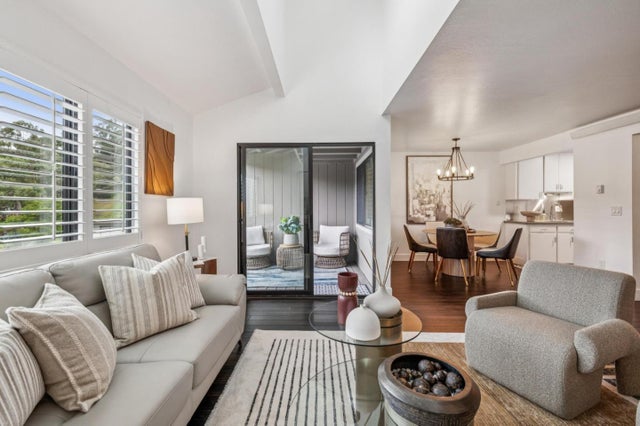 83 Corte Mesa Dr, SAN RAFAEL