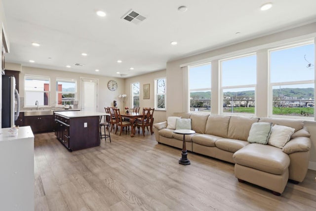 1607 Centre Pointe Dr, MILPITAS