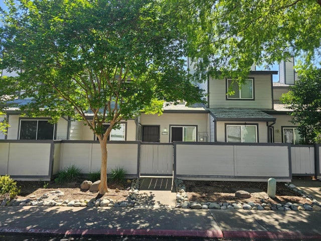 6330 Slippery Creek Ln, Citrus Heights