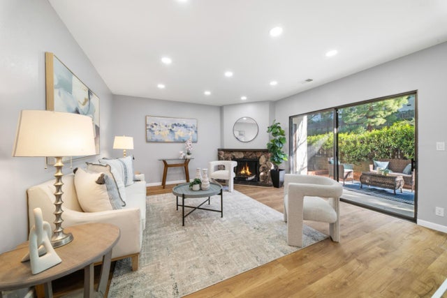 21117 Gary Dr 119, CASTRO VALLEY