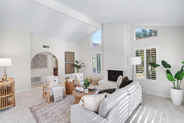 19816 Vineyard Ln, SARATOGA