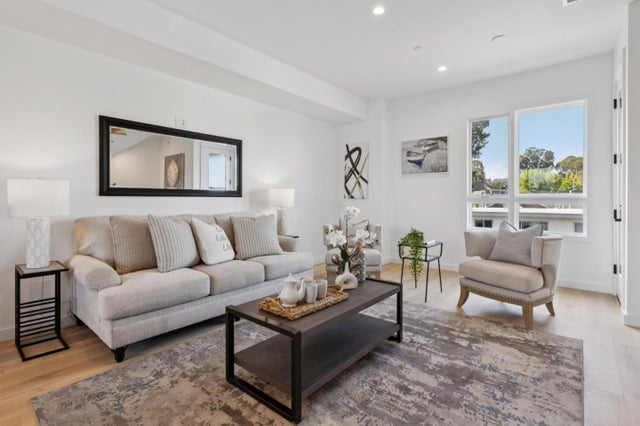 1433 Floribunda Ave 6, Burlingame