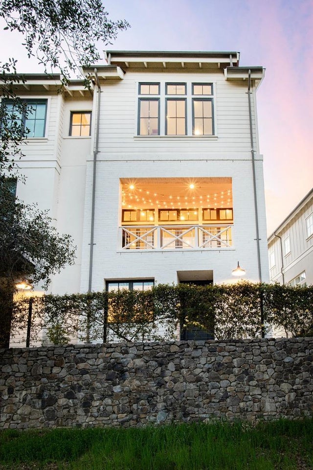 136 Lottie Ln, CAMPBELL