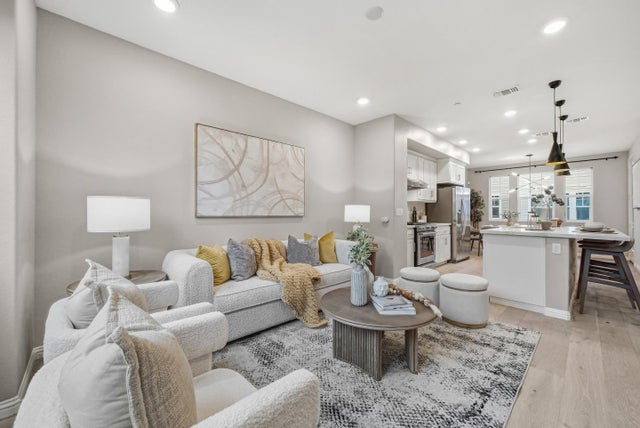 346 Circuit Way, MOUNTAIN VIEW