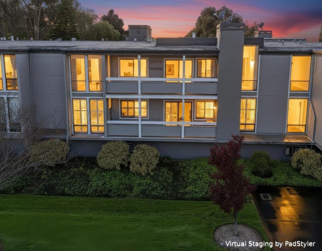 1111 Compass Ln 205, Foster City