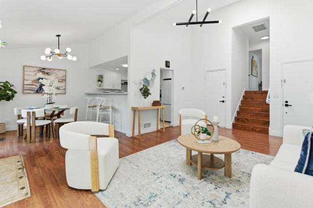 20212 Northcove Sq, CUPERTINO