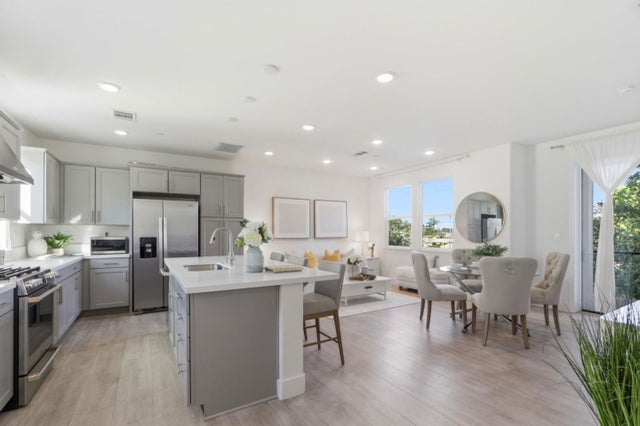 910 E Duane Ave 5, SUNNYVALE