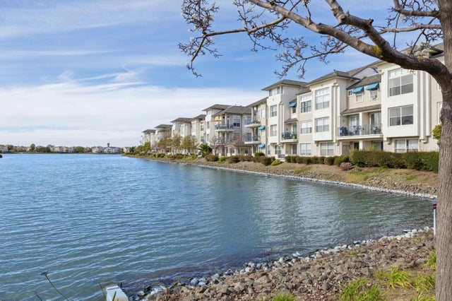 100 Baltic Cir 128, REDWOOD CITY