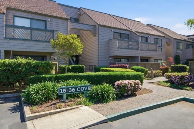 32 Cove Ln, Redwood Shores