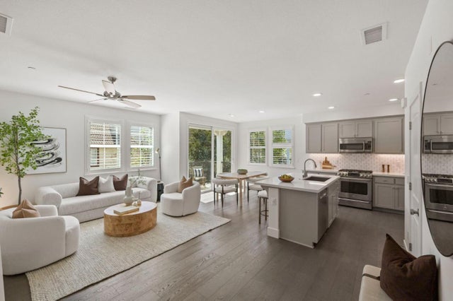 258 Carroll St 112, SUNNYVALE