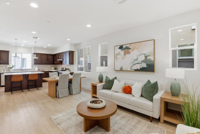 37558 Cape Cod Rd, NEWARK