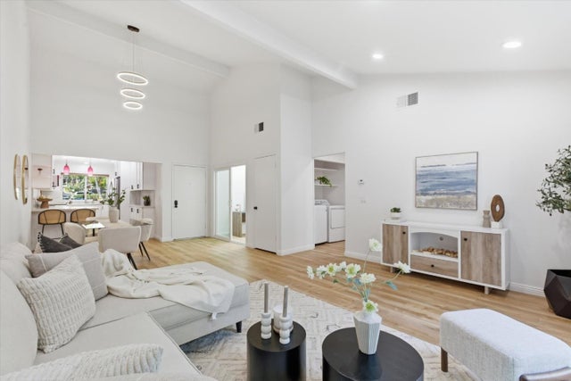 10170 Firwood Dr, CUPERTINO