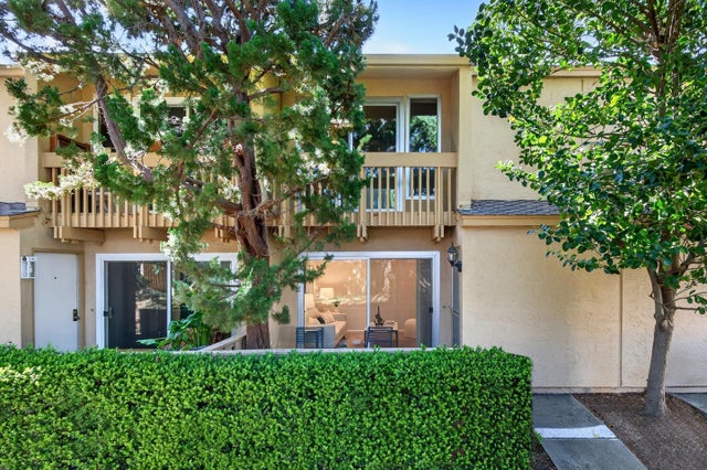 125 Connemara Way 130, SUNNYVALE