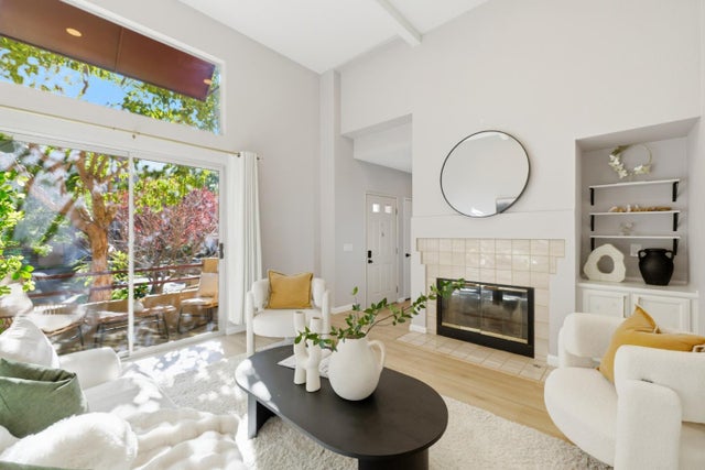 219 Commons Ln, Foster City