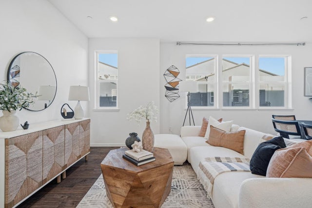 621 Blackbury Ln, San Jose