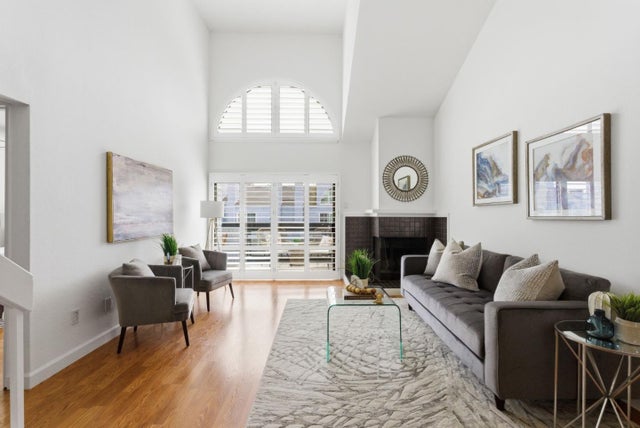 72 Cape Hatteras Ct, Redwood City